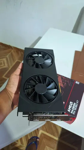RX 9060 XT 16GB XFX DUAL FAN 2 ANOS DE GARANTIA
