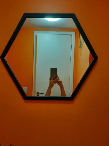 Espelho hexagonal