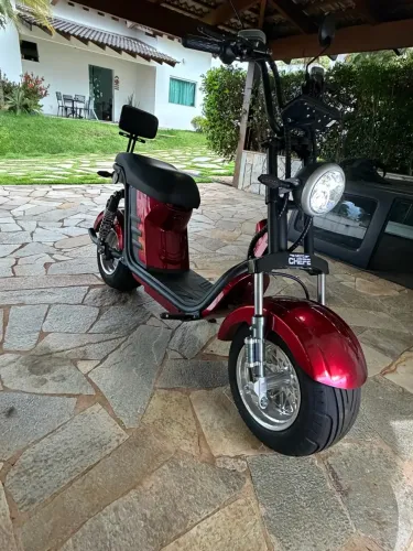 Scooter Elétrica X12 Vinho - Sem CNH e Sem Placa
