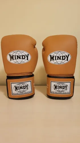 Luva de boxe / muay thai Windy BGVH 16 oz (nova)
