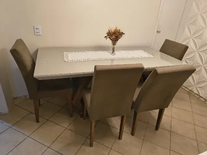Mesa de jantar retangular 1,80x 0,90
