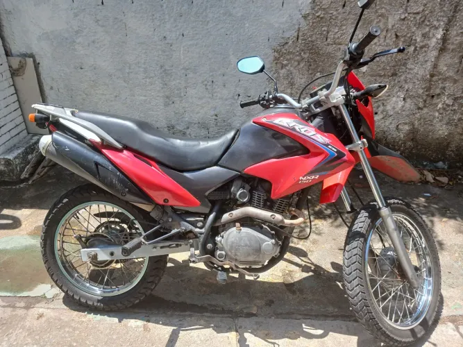 Locação/Aluguel de moto Bros