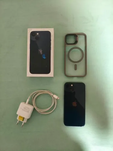 iPhone 13