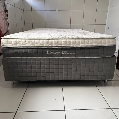 Cama de casal - colchão + base