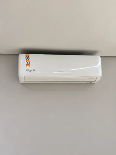 Ar Condicionado Split Gree Inverter 12000 BTU Frio Quente com Wi-Fi NOVO