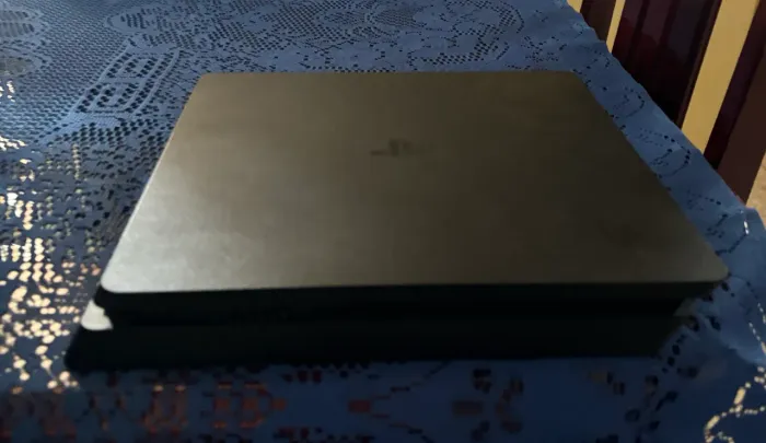 Ps4 slim 500gb, acompanha hd externo de 1tb