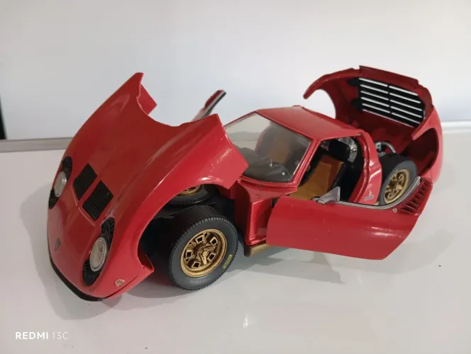 Miniatura Lamborghini Miura - Anson - escala 1/18