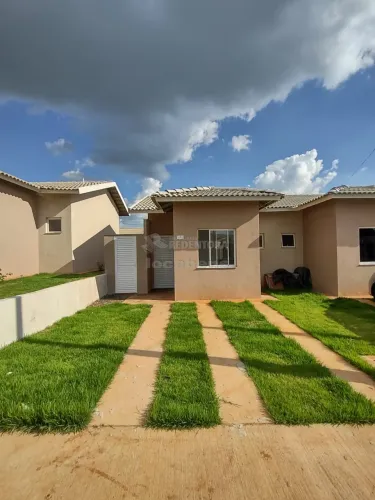 Ótima Casa em Condomínio para Locação - 2 Dormitórios / Garden RNI