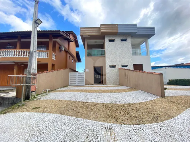 Condomínio com 4 quartos à venda em Morada da praia - SP