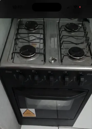Vendo fogão 4 bocas -