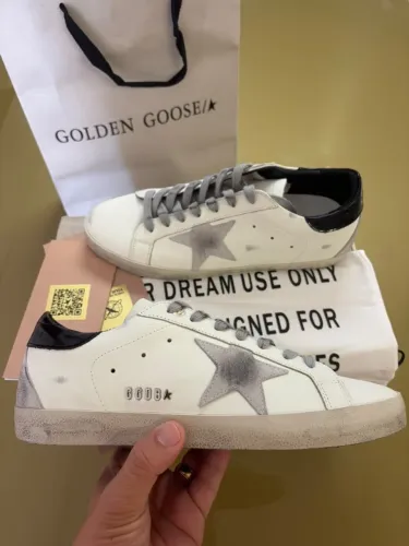 golden goose superstar