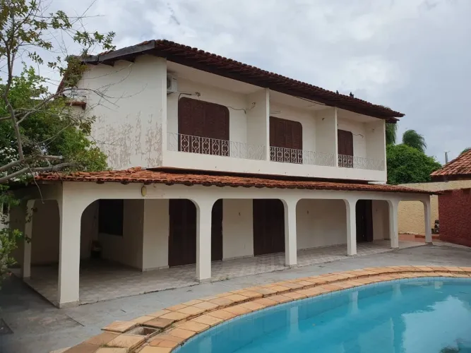 Casa sobrado cidade alta / Jd. Primavera.