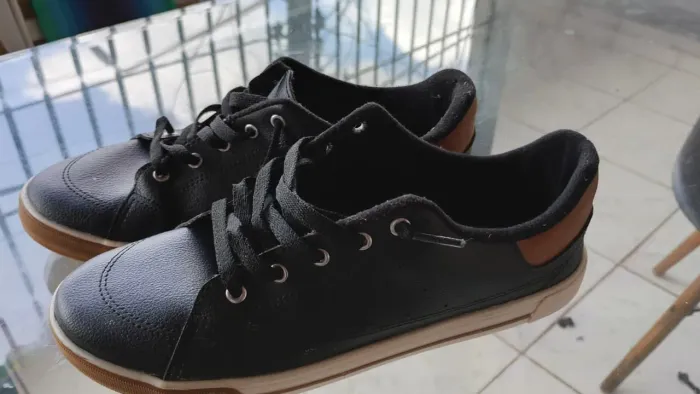 Tenis juvenil menino