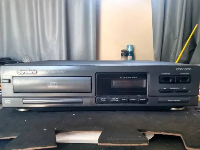 cd player gradiente cdp1000 (defeito)