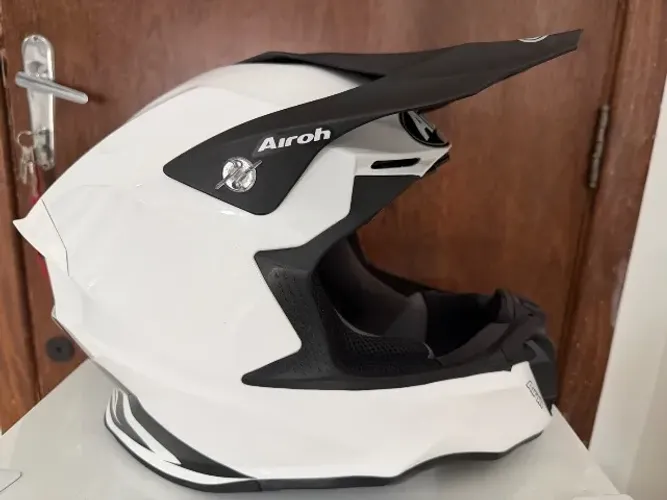 Capacete airoh twist 2