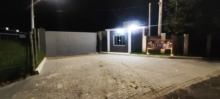Vendo lotes em jacarei maravilhoso o lugar com infraestrutura com água e luz e internet no