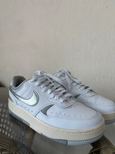 Tênis Nike