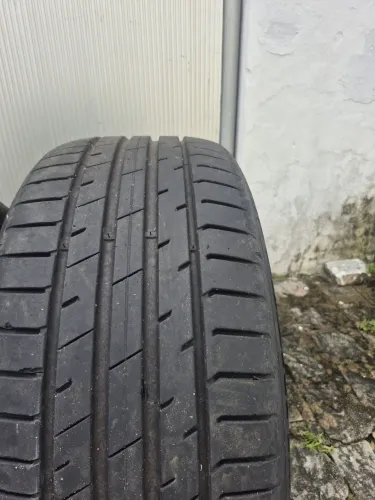 Pneu deliente 245/45 aro 20 zero