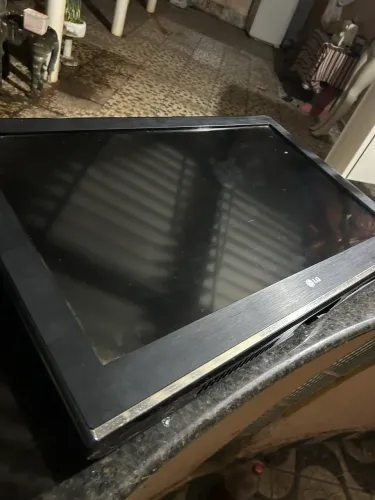 Vende-se essa Tv LG