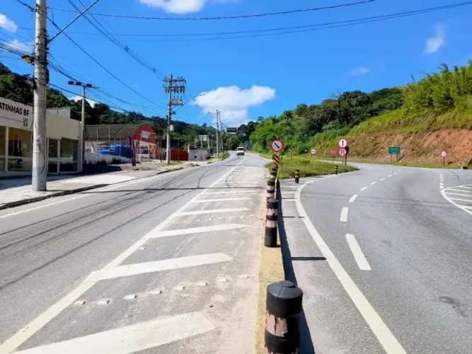  Centro Comercial / Strip Mall  - Santa Isabel/SP