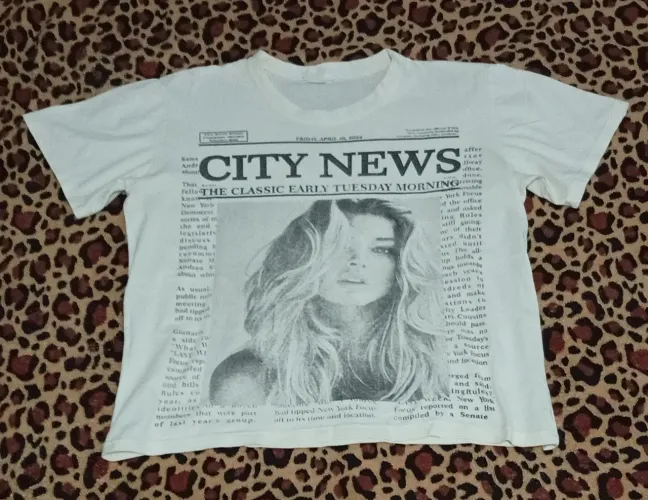 Camiseta Branca Estampada (Leia a descrição)