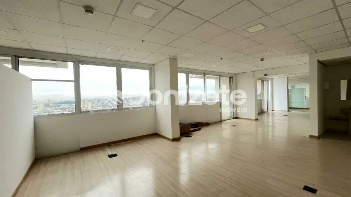 Sala Comercial para Aluguel com 132 m² em Novo Homero Thon, Santo André