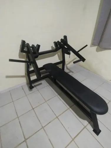 Supino reto articulado