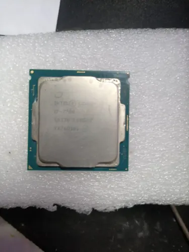Processador Intel Core i7 7700 (7ª Geração) - Impecável / Uso de Escritório