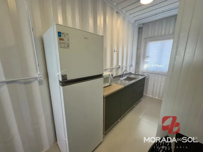 Casa Kitchenette/Studio para Locação em Morretes, Itapema