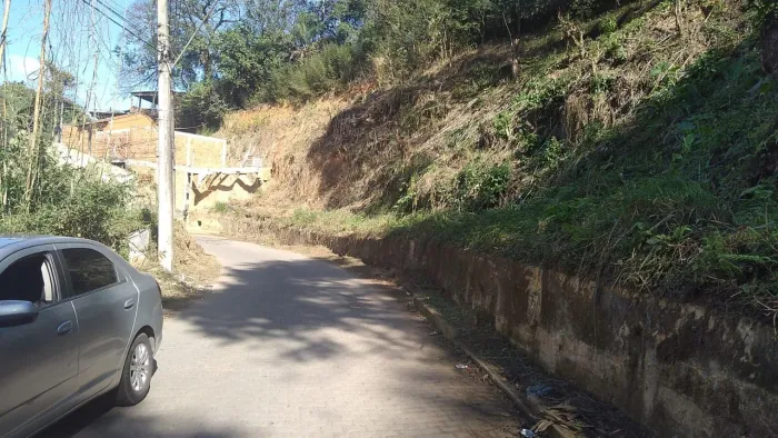 EXCELENTE TERRENO À VENDA PRÓXIMO AO BAIRRO RETIRO, EM VOLTA REDONDA!!