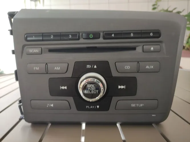 Vendo rádio original do Honda Civic G9.