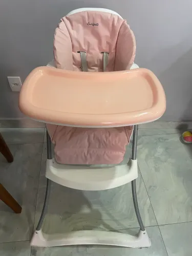 Cadeirão Burigotto papa e soneca