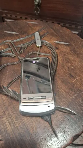 celular LG Shine ME97 SEM TESTES Vendemos como decoração 