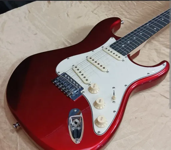 Guitarra - Tagima TG500 - Vermelha