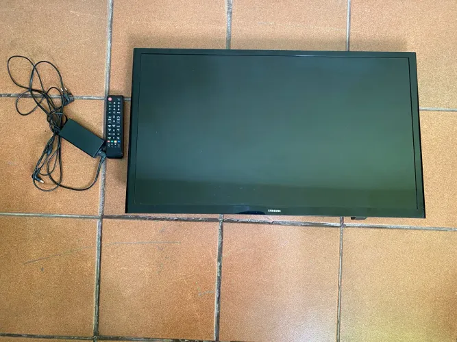 Vendo TV Smart 32 polegadas 
