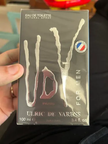 Perfume masculino udv ulric de varens