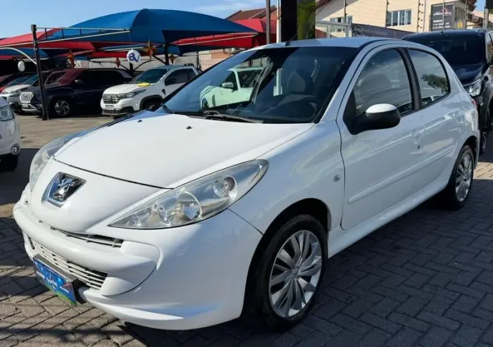 Peugeot 207 XR 1.4 Flex 8V 5P 2012