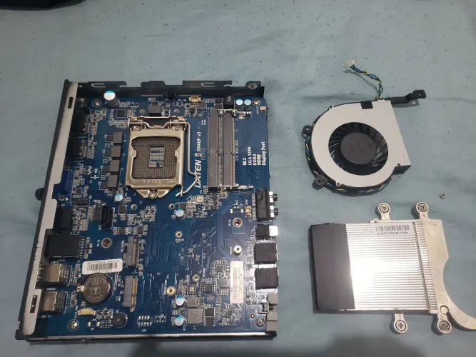 Mini pc com gabinet e placa lga 1200
