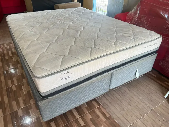 CAMA QUEEN MOLAS ENSACADAS CONSERVADA