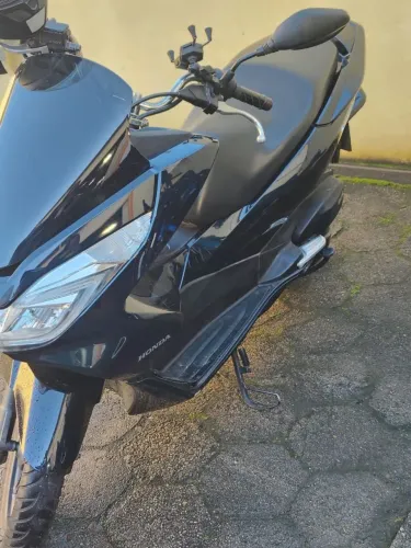 VENDO MOTO PCX