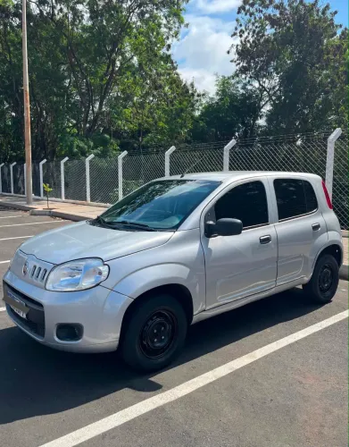 Fiat Uno Vivace/rua 1.0 EVO Fire Flex 8V 5P 2015