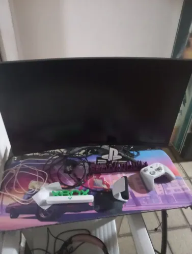 Monitor curvo 32 polegadas agon