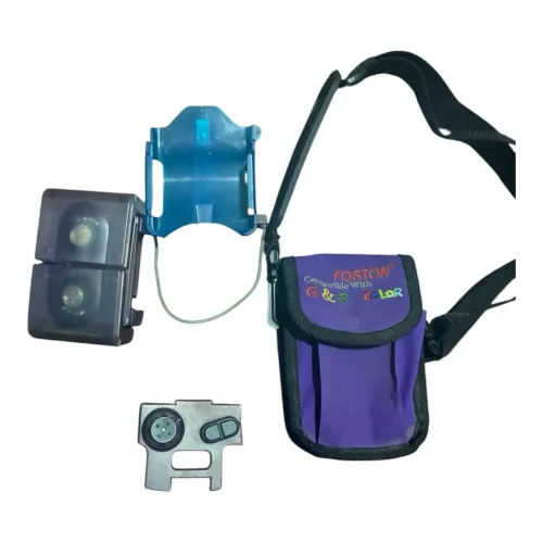 Kit Foston para Game Boy Color
