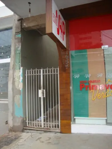 Comercial Galpão em São Carlos