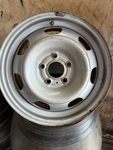 Vendo roda aro 16 da Oroch 