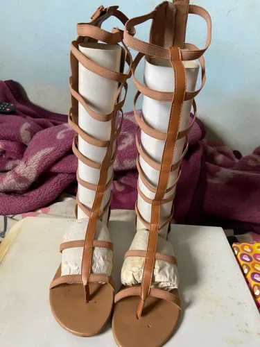Sandália gladiadora Desmond