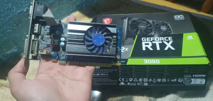 NVIDIA GEFORCE GT 710 2GB ( vendo ou troco)