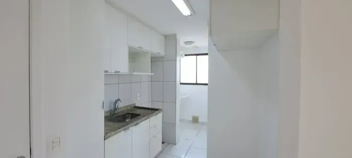 2 VAGAS COBERTAS - Região Campolim e Shopping Esplanada