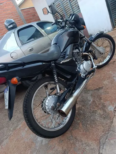 Moto CG
