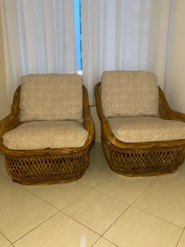 Par de poltronas em fibra natural e Aquablock 